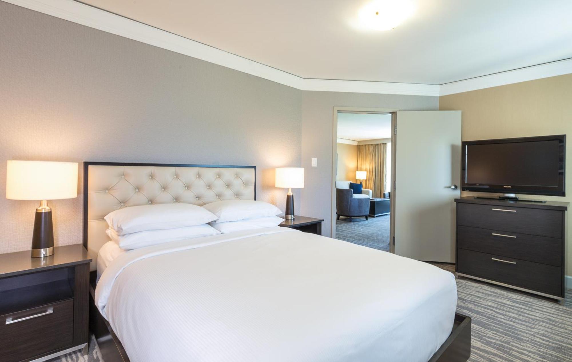 Hilton & 5*